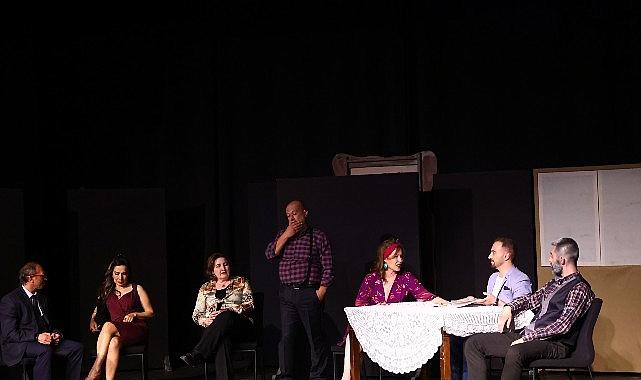 Yıldız Semt Tiyatrosu'nun Yeni Oyunu: “40 Yıl Önce 40 Yıl Sonra"