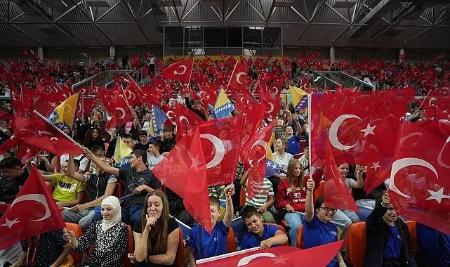 Geleneksel Çocuk Şenliği ve Türk Günleri'nde yer aldı