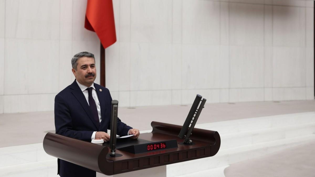 Milletvekili Mustafa Alkayış: 'Emeğin ve alın teriyle kazanılan lokmanın yanındayız' Milletvekili Mustafa Alkayış: 'Emeğin ve alın teriyle kazanılan lokmanın yanındayız'