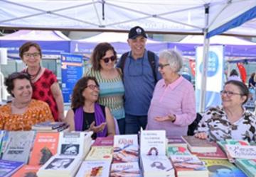 İZKİTAP hafta sonunda binlerce kitapseveri ağırladı