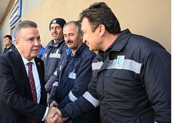 Başkan Muhittin Böcek'in 1 Mayıs Emek ve Dayanışma Günü Mesajı