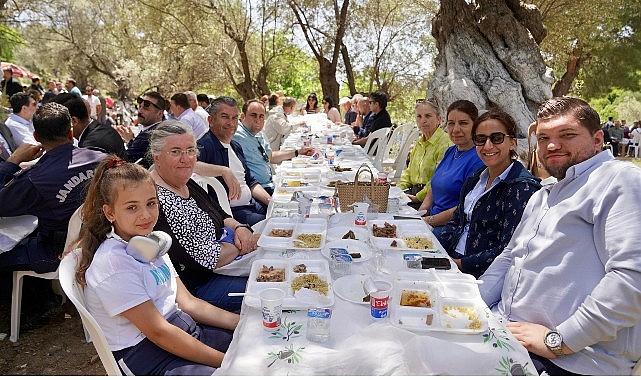 Beyler Köyü'nde Geleneksel Hıdırellez coşkusu Beyler Köyü'nde Geleneksel Hıdırellez coşkusu