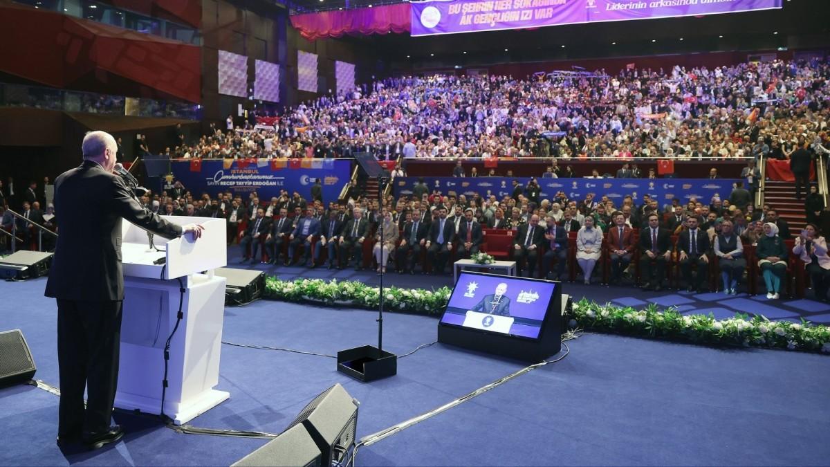 Cumhurbaşkanı Erdoğan: ‘İstanbul’un kaynaklarının nasıl yağmalandığı bir bir ortaya çıkıyor’ Cumhurbaşkanı Erdoğan: ‘İstanbul’un kaynaklarının nasıl yağmalandığı bir bir ortaya çıkıyor’