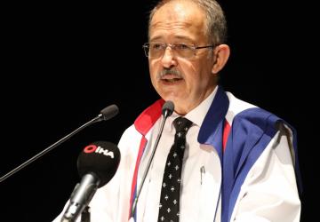 Rektör Dağlı’dan 23 Nisan Ulusal Egemenlik ve Çocuk Bayramı mesajı