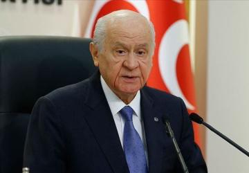 Bahçeli’den Özgür Özel’e saldırı tepkisi: 'Türkiye’yi şiddet sarmalına çekmek tarihi bir yanlıştır'