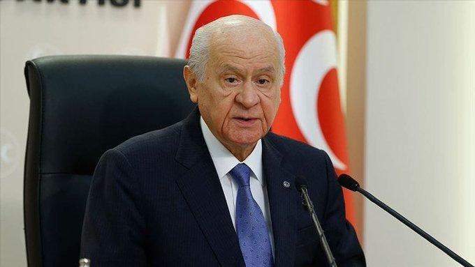Bahçeli’den Özgür Özel’e saldırı tepkisi: 'Türkiye’yi şiddet sarmalına çekmek tarihi bir yanlıştır' Bahçeli’den Özgür Özel’e saldırı tepkisi: 'Türkiye’yi şiddet sarmalına çekmek tarihi bir yanlıştır'