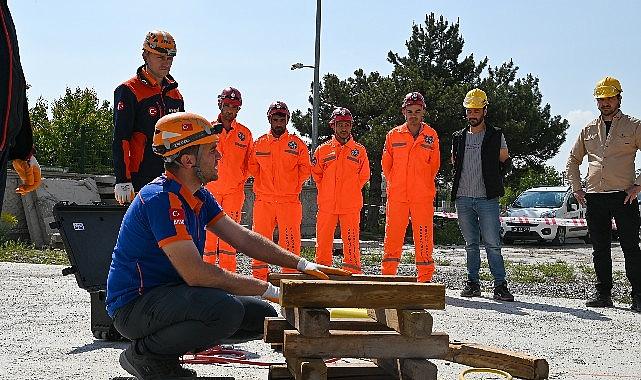 Selçuklu Belediyesi personeli afetlere hazırlanıyor Selçuklu Belediyesi personeli afetlere hazırlanıyor