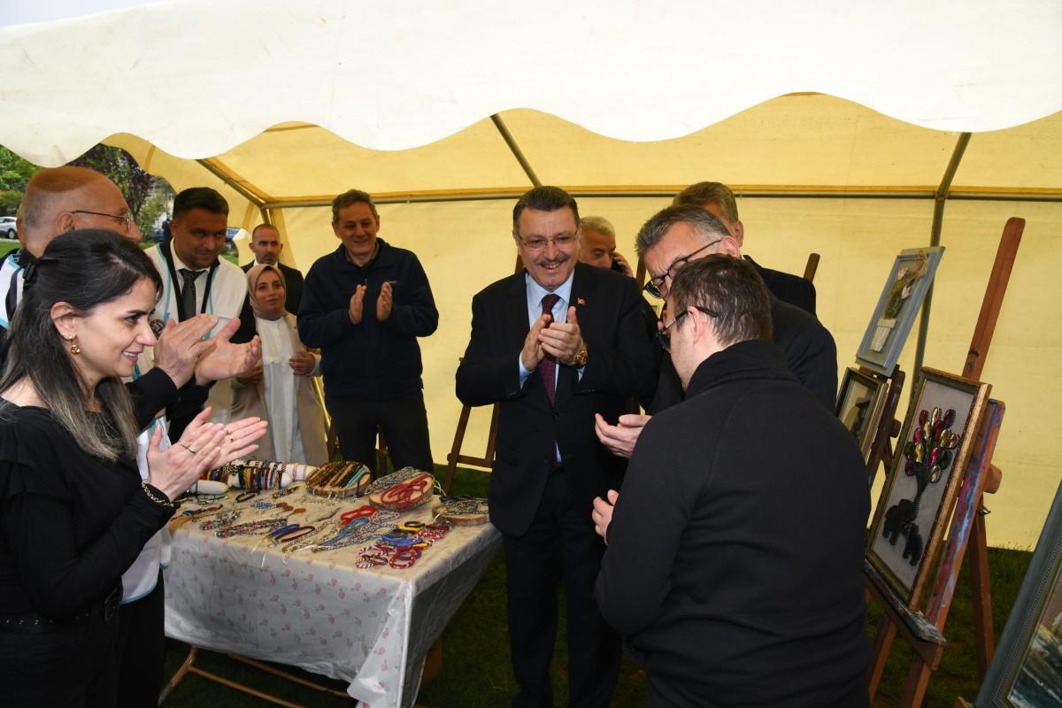 Başkan Genç: Özel Bireylerimiz Her Zaman Önceliğimizdir Başkan Genç: Özel Bireylerimiz Her Zaman Önceliğimizdir