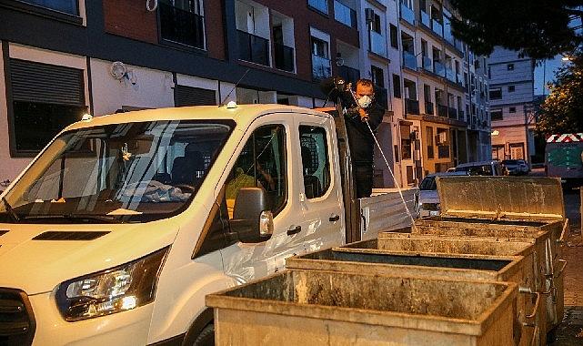 Karşıyaka'da ilaçlama ekiplerinden akşam mesaisi Karşıyaka'da ilaçlama ekiplerinden akşam mesaisi