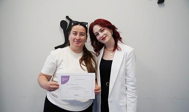 Aliağa Belediyesi ve AÇEV İş Birliğiyle Annelere Destek Eğitimi Aliağa Belediyesi ve AÇEV İş Birliğiyle Annelere Destek Eğitimi