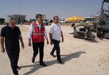 Adıyaman Belediyesi’nden ulaşım hamlesi: Mersin Caddesi’nde asfalt serimi başladı - Videolu Haber