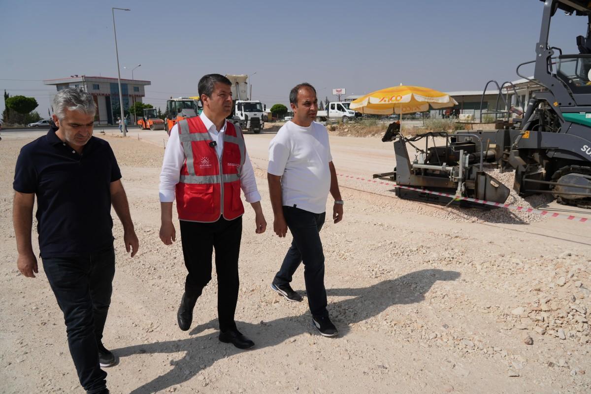 Adıyaman Belediyesi’nden ulaşım hamlesi: Mersin Caddesi’nde asfalt serimi başladı - Videolu Haber Adıyaman Belediyesi’nden ulaşım hamlesi: Mersin Caddesi’nde asfalt serimi başladı - Videolu Haber