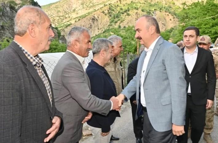 Batman Valisi Ekrem Canalp, Sason’daki Köyleri Ziyaret Etti Batman Valisi Ekrem Canalp, Sason’daki Köyleri Ziyaret Etti