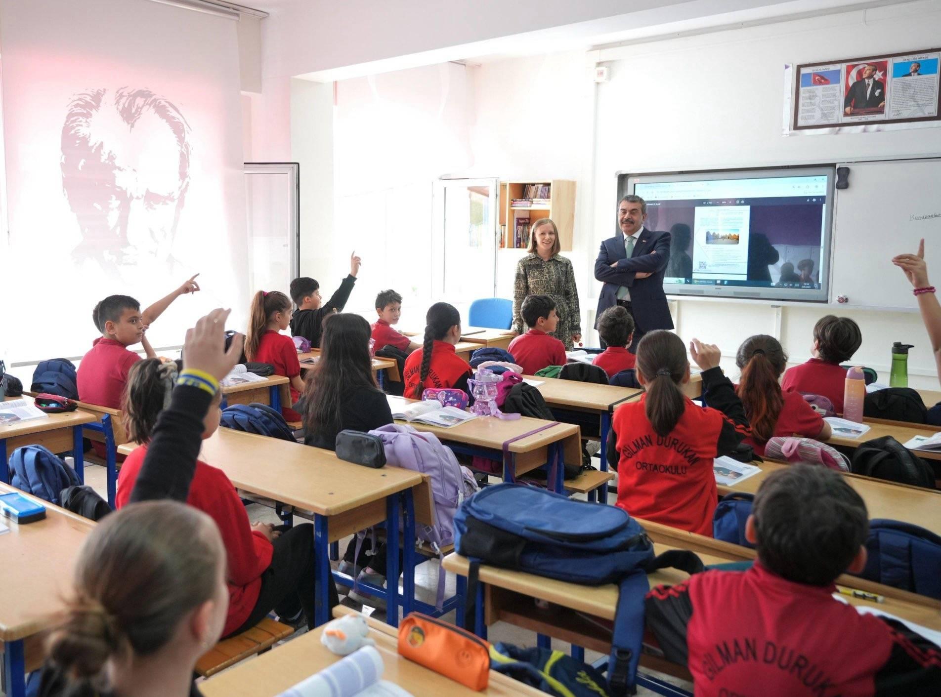 Okulda Cep Telefonu Yasağı Okulda Cep Telefonu Yasağı