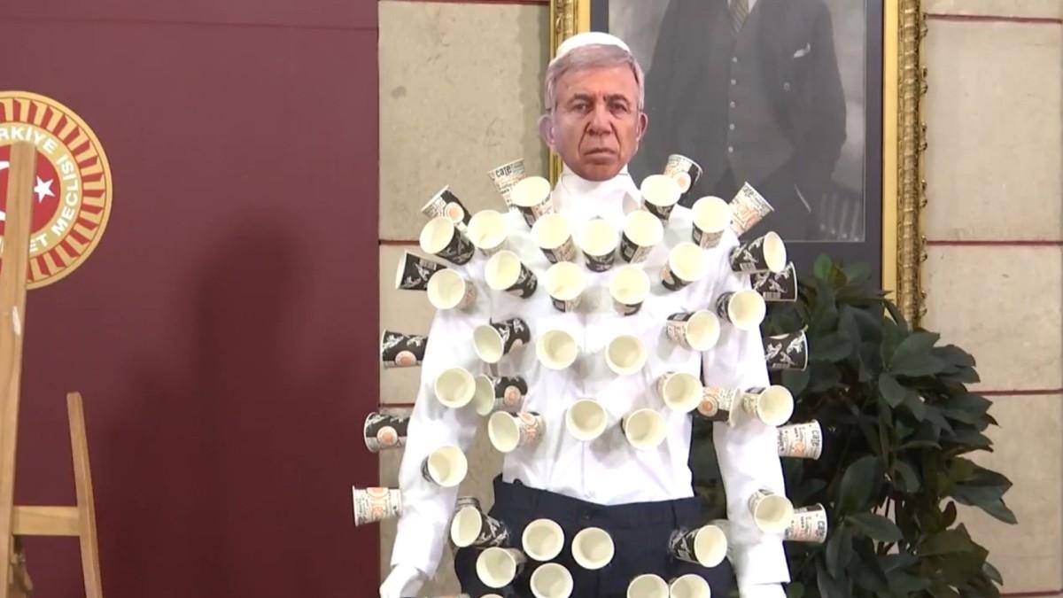 ABB’den Osman Gökçek’e sert yanıt: 'Hırsıza hırsız olduğunu unutturmayacağız' ABB’den Osman Gökçek’e sert yanıt: 'Hırsıza hırsız olduğunu unutturmayacağız'