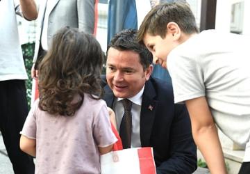 Başkan Aydın Kemerçeşme mahalle sakinleriyle kahvaltıda buluştu