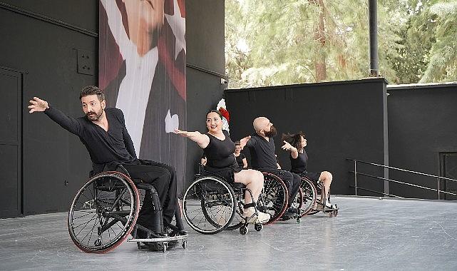 Bornova'da farkındalık ayakta alkışlandı