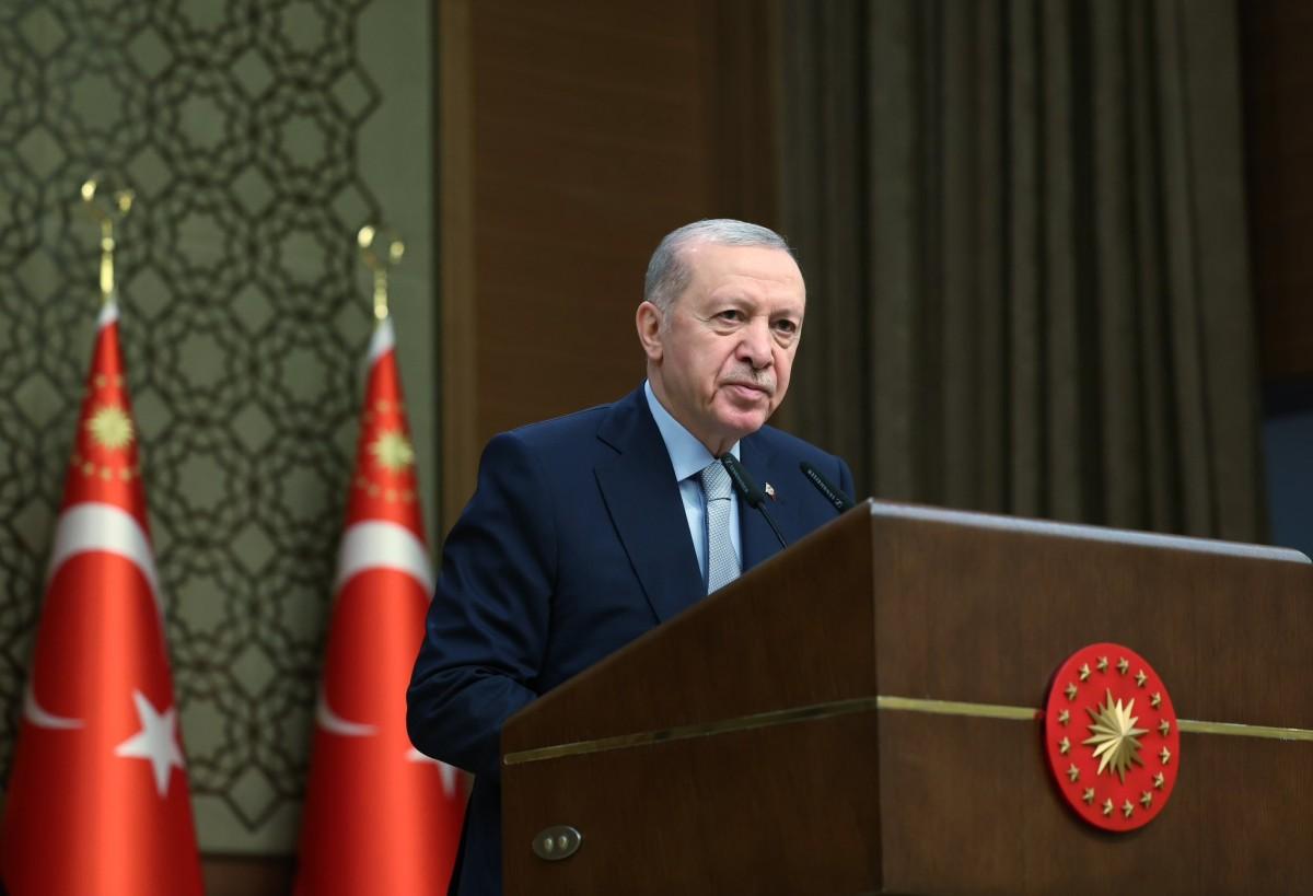 Cumhurbaşkanı Erdoğan: 'Eline mikrofon alan herkes gazeteci değildir' Cumhurbaşkanı Erdoğan: 'Eline mikrofon alan herkes gazeteci değildir'