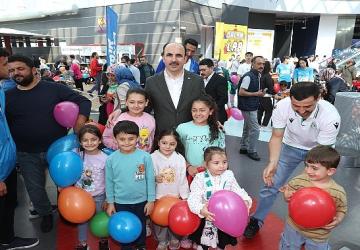 Başkan Altay, Bilim Merkezi Çocuk Şenliği'nde Çocukların Coşkusuna Ortak Oldu