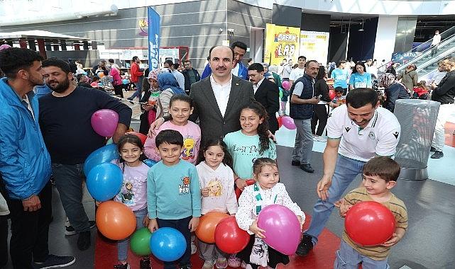 Başkan Altay, Bilim Merkezi Çocuk Şenliği'nde Çocukların Coşkusuna Ortak Oldu