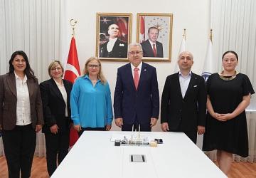 Bu proje ile yaşlılar için yapay zeka destekli iletişim ve bilişsel fonksiyon izleme sistemi geliştirilecek