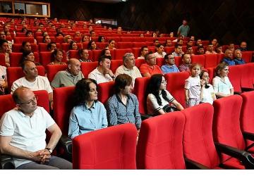 Belediye binasında bayram buluşması