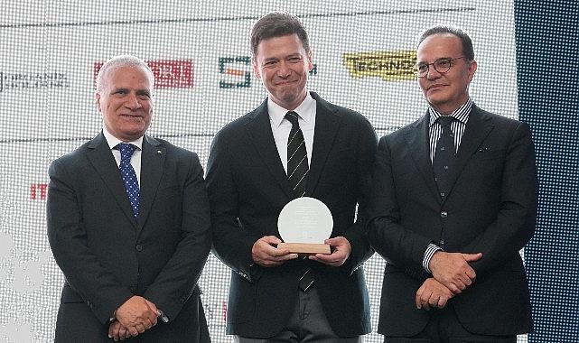 İtalya Büyükelçisi'nden DESA'ya Teşekkür Plaketi!