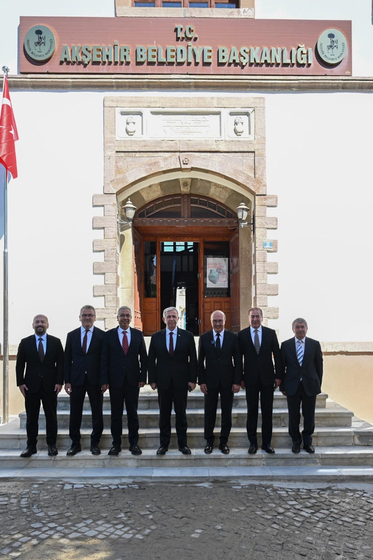 Mansur Yavaş’tan Konya’da Milli Mücadele Rotası Kongresi’ne Katılım Mansur Yavaş’tan Konya’da Milli Mücadele Rotası Kongresi’ne Katılım