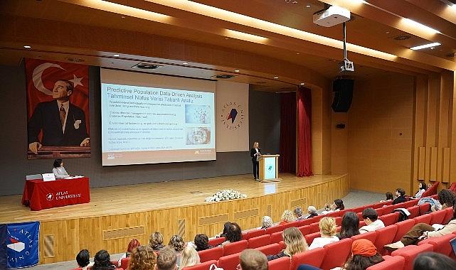 Dijital çağda hemşirelik mesleğinde yeni roller ortaya çıkacak Dijital çağda hemşirelik mesleğinde yeni roller ortaya çıkacak