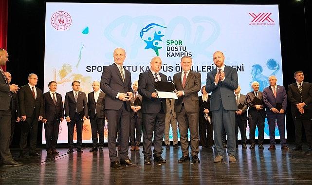 İKÇÜ'ye “Spor Dostu Kampüs" Ödülü İKÇÜ'ye “Spor Dostu Kampüs" Ödülü