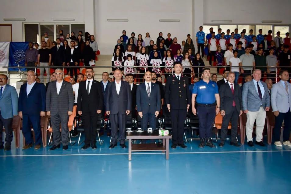 Çelikhan’da 19 Mayıs coşkuyla kutlandı Çelikhan’da 19 Mayıs coşkuyla kutlandı