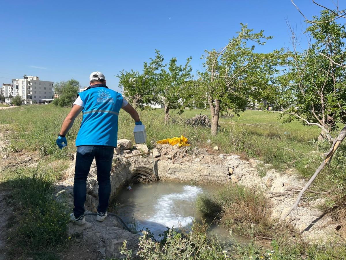 Adıyaman Belediyesi’nden yaz öncesi uçkunla mücadele seferberliği Adıyaman Belediyesi’nden yaz öncesi uçkunla mücadele seferberliği