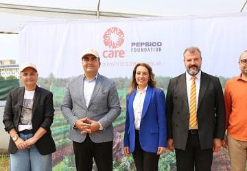 PepsiCo Vakfı Tarafından Sağlanan Destek ve CARE Türkiye İş Birliğiyle Adana'da Hayata Geçirilen “Dünyayı Besleyen Kadınlar" Projesinin İlk Çıktıları Açıklandı