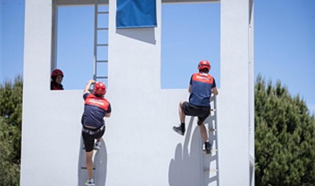 Çiğli İAOSB İtfaiye İstasyonu hizmete açıldı Çiğli İAOSB İtfaiye İstasyonu hizmete açıldı