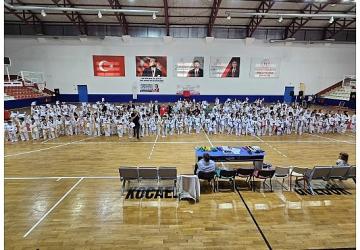293 Gölcük Belediyespor Taekwondo Sporcusu Kuşak Atladı