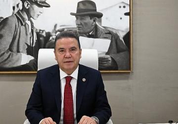 Başkan Muhittin Böcek'in 23 Nisan mesajı