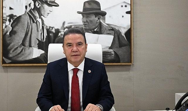 Başkan Muhittin Böcek'in 23 Nisan mesajı