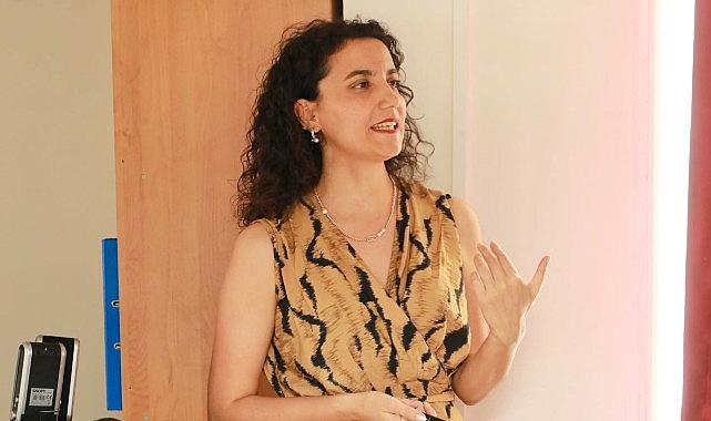 Burhaniye Belediyesi'nden Denetimli Serbestliğe Seminer Burhaniye Belediyesi'nden Denetimli Serbestliğe Seminer