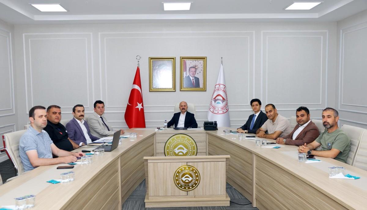 Vali Yardımcıları Değerlendirme Toplantısı gerçekleştirildi Vali Yardımcıları Değerlendirme Toplantısı gerçekleştirildi