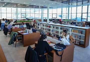 Büyükşehir'le harflerin renkli dünyasına yolculuk