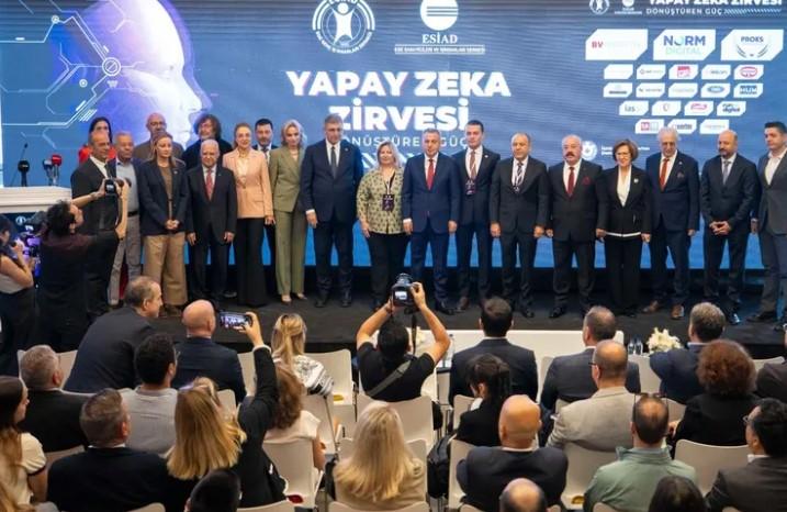 Yapay Zekâ Zirvesi İçin Gözler İzmir’de Yapay Zekâ Zirvesi İçin Gözler İzmir’de