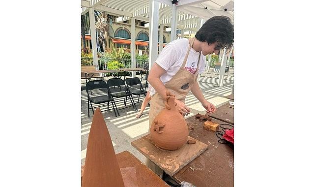 Menemenli ustalar Fransa'da da Zirvede…