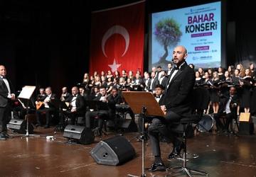 Büyükşehir THM korosundan bahar konseri