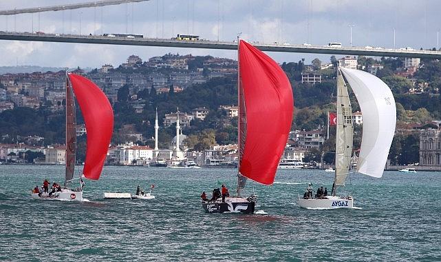 Boğaz'da Yelkenler Umuda Açılıyor Boğaz'da Yelkenler Umuda Açılıyor