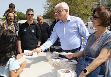 Burhaniye'de Çocuklara Bayram Coşkusu