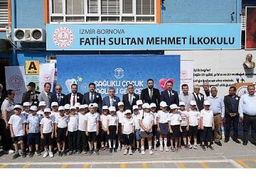 Bornova'da “Sağlıklı Çocuk, Sağlıklı Gelecek" Programı Yoğun Katılımla Gerçekleştirildi