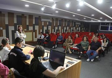 Yaz Atölyelerine İlk Adım: Çocuklarla Fikir Toplantısı Yapıldı