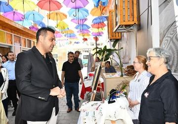 Çiğli'de kadınların el emeği ürünleri görücüye çıktı