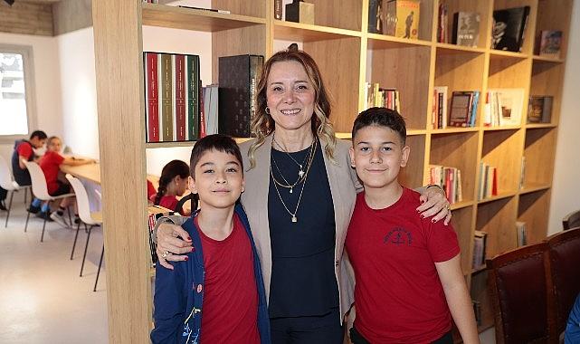 Güzelyalı'nın yeni hizmet noktalarına 7'den 70'e yoğun ilgi Güzelyalı'nın yeni hizmet noktalarına 7'den 70'e yoğun ilgi