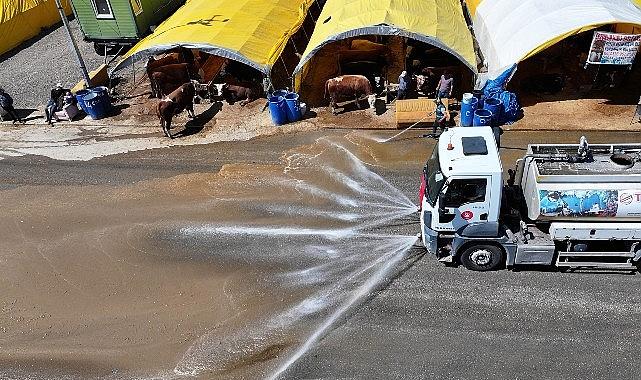 Temiz ve güvenli kurban pazarı Keçiören'de